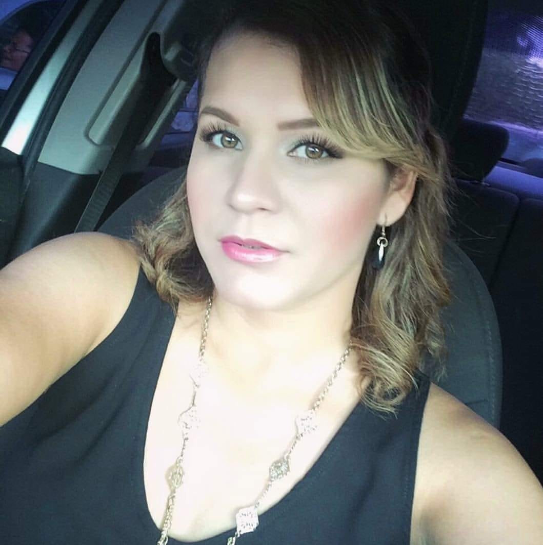 Kaite R, 39